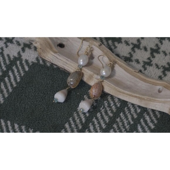 Cowrie Shell Earrings - Picture 3 of 6